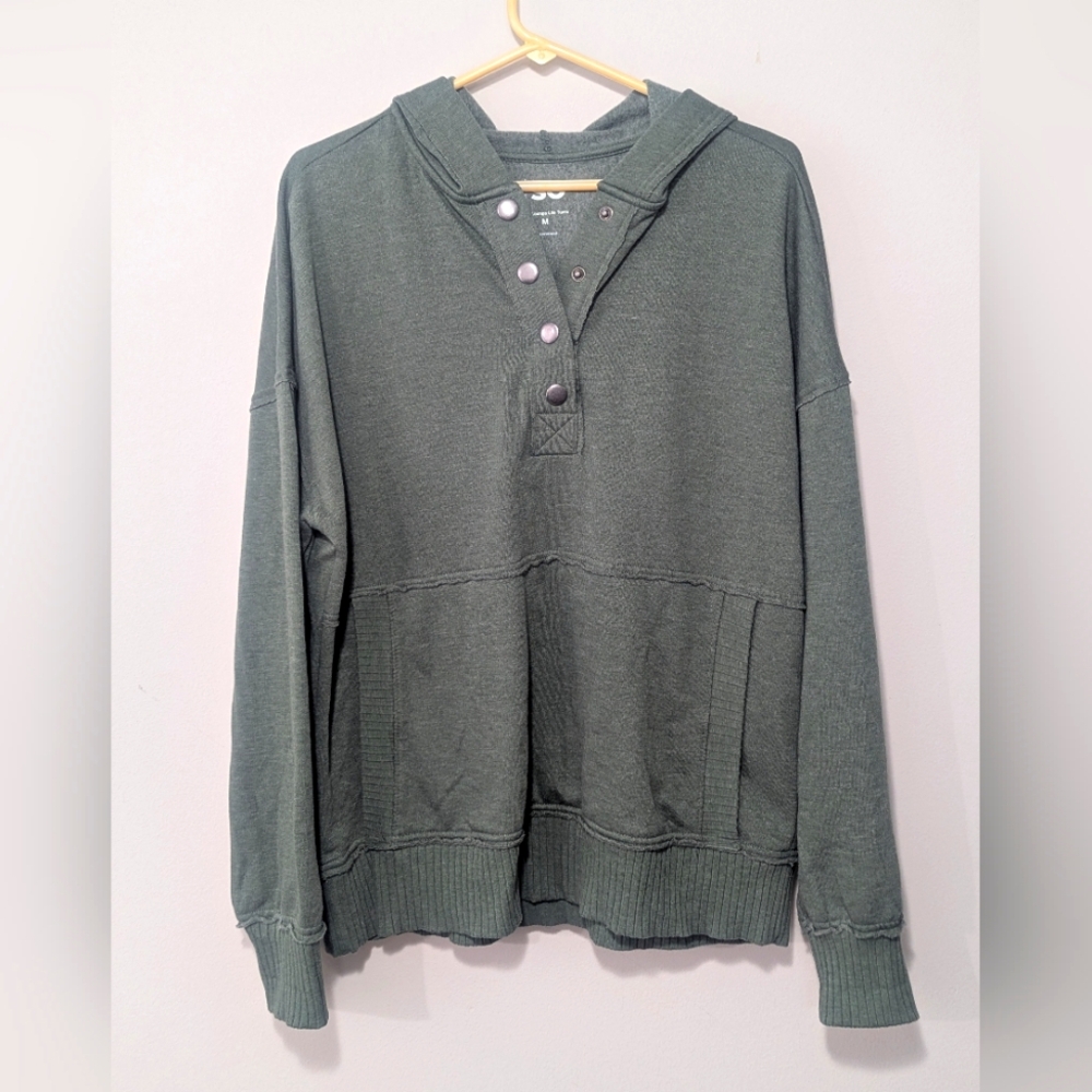 SO BRAND Hooded Sweatshirt Women's Size Medium Olive Green Pockets